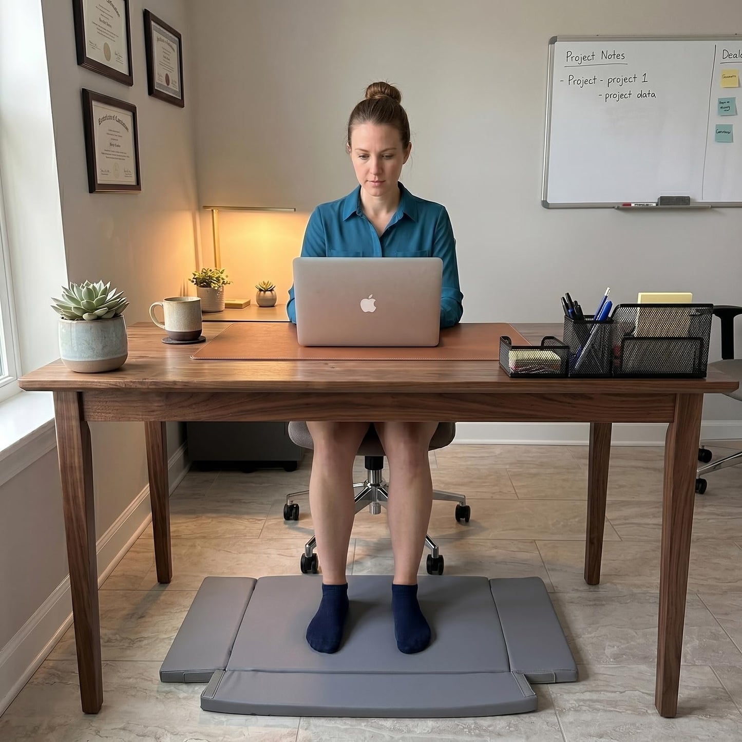 Under Desk Foot Rest with Anti Fatigue Mat